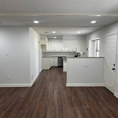 11635 Kirkhollow Dr, Houston, TX 77089 - photo 4