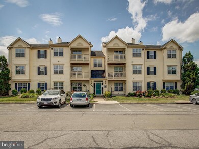 11014 Koman Cir unit 201, Manassas, VA 20109 - photo 2