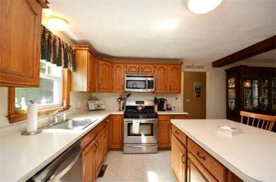 23 Old Jacobs Rd, Georgetown, MA 01833 - photo 4