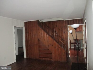 7608 Finns Ln, Lanham, MD 20706 - photo 5