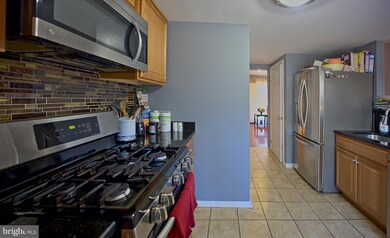 4418 Forest Glen Ct, Annandale, VA 22003 - photo 7