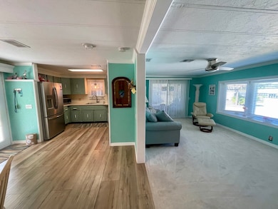 403 Tulip Tree Ln unit 108, Lady Lake, FL 32159 - photo 4