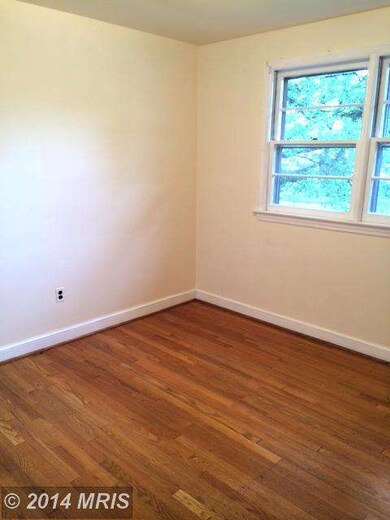 2118 Gaither St, Temple Hills, MD 20748 - photo 6