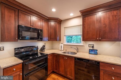 196 Abbey Dr, Royersford, PA 19468 - photo 7