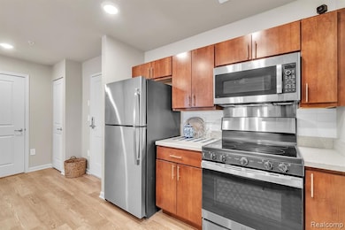 1957 S Telegraph Rd unit 301, Bloomfield Hills, MI 48302 - photo 3