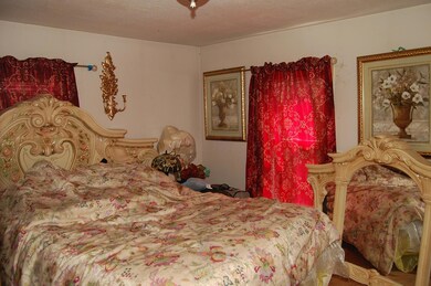 Joyce bedroom