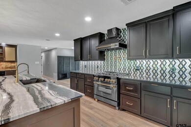 1816 Jeff Davis Dr, Tyler, TX 75703 - photo 6