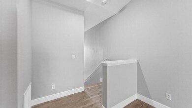 03-Entryway
