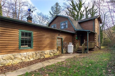 259 Dix Creek Chapel Rd, Asheville, NC 28806 - photo 5