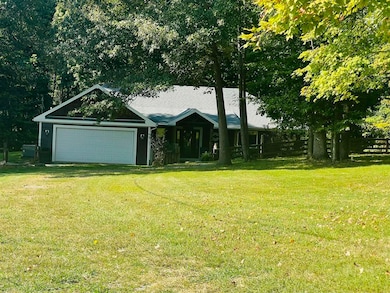 7671 New Glasgow Rd, Scottsville, KY 42164 - photo 2