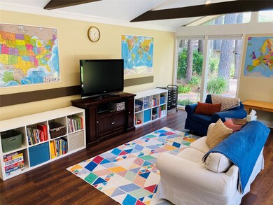 826 Saint Francis Ln, Houston, TX 77079 - photo 7