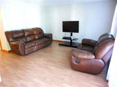 27 Moon Ct, Dracut, MA 01826 - photo 5