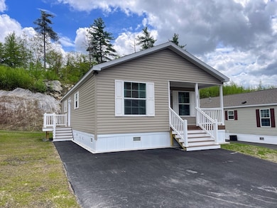 1341 Rindge Rd unit 171, Fitchburg, MA 01420 - photo 2