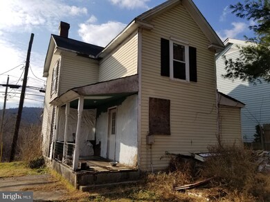 242 Knoxville Rd, Knoxville, MD 21758 - photo 2