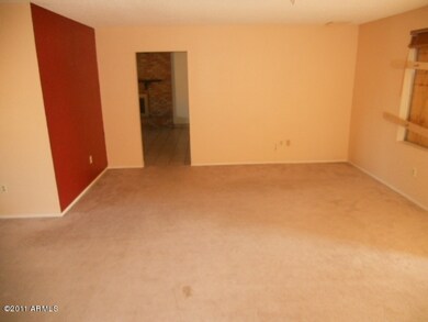 023-273186 living room