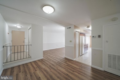 454 Girard St unit 103, Gaithersburg, MD 20877 - photo 7