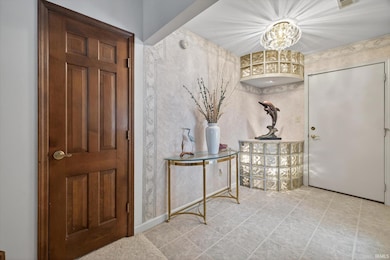 8002 N Lakeview Dr, Unionville, IN 47468 - photo 3