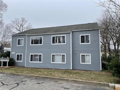 103 Lake Powell Rd unit E, Williamsburg, VA 23185 - photo 2