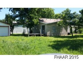 208 W Avenue A, Copperas Cove, TX 76522 - photo 2