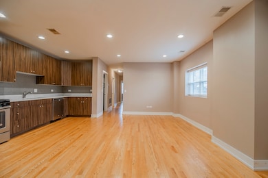 3433 S Indiana Ave unit 301, Chicago, IL 60616 - photo 4