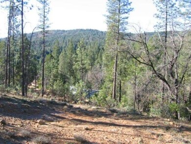 View towards the West from irrigation canal, shop 