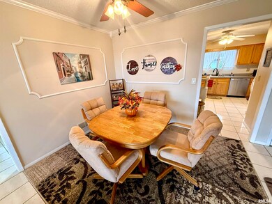 3721 35th St unit 4, Moline, IL 61265 - photo 7