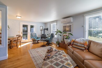 11 Misty Harbor Way Interiors-3