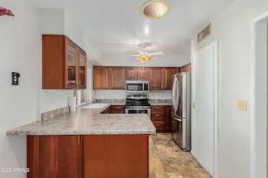 11140 W Emerald Dr unit 15C, Sun City, AZ 85351 - photo 5