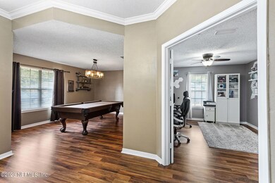 8122 Donegal Ln, Jacksonville, FL 32244 - photo 6