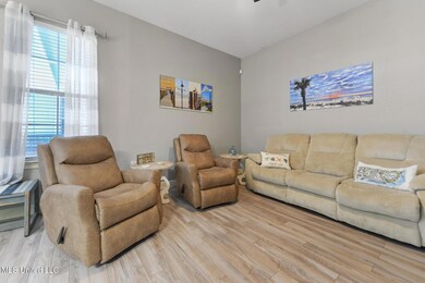 699 Dunbar Ave unit 302, Bay St. Louis, MS 39520 - photo 4