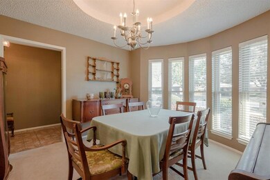 228 Carolyn Dr, Hurst, TX 76054 - photo 4