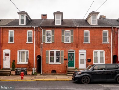 632 1st St, Lancaster, PA 17603 - photo 2