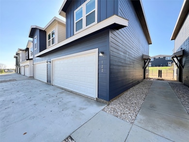 3501 E Renfro St unit 122, Burleson, TX 76028 - photo 2