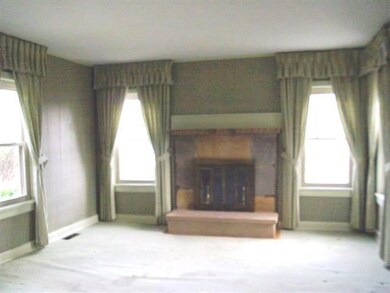 834 S Cannon Blvd, Shelbyville, TN 37160 - photo 4