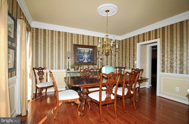 751 Seneca Dr, Odenton, MD 21113 - photo 5