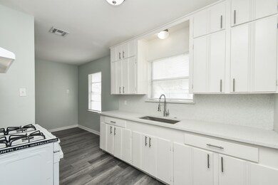 2318 Mooney Rd, Houston, TX 77093 - photo 6