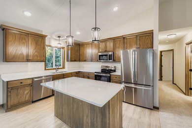 7710 Long Lake Rd, Mounds View, MN 55112 - photo 5