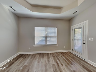 6_pc_YKqA88q0yB_ENMqjUq6Qd_layout_1