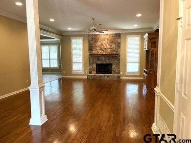 1102 Ashwood Dr, Tyler, TX 75703 - photo 5