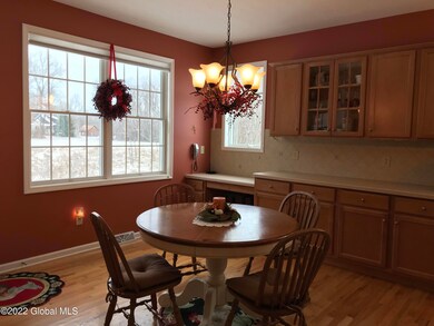 2 Sienna Dr, Ballston Lake, NY 12019 - photo 4