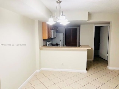 10709 Cleary Blvd unit 105, Plantation, FL 33324 - photo 2