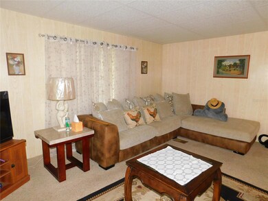 36339 Coronet Way, Zephyrhills, FL 33541 - photo 3