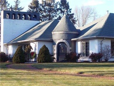 121 Briarcliff Ave, Warwick, RI 02889 - photo 3