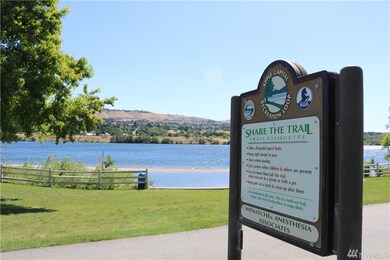 301 River Park Ave E unit 403, Wenatchee, WA 98801 - photo 3