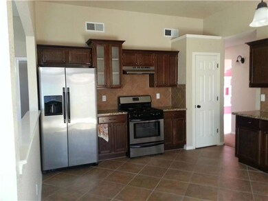 14320 Desert Sage Dr, Horizon City, TX 79928 - photo 2
