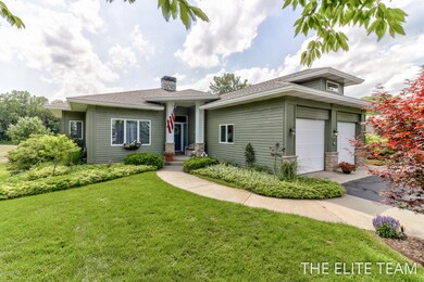 7019 Camelback Dr NE unit 4, Rockford, MI 49341 - photo 2