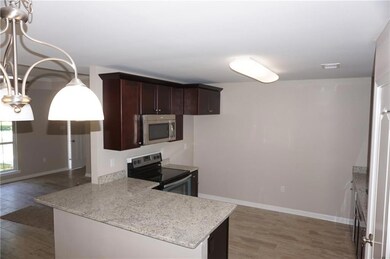 Kitchen alternate into Living Room!
