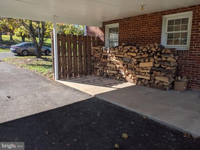 4444 Strasburg Rd, Strasburg, VA 22657 - photo 5