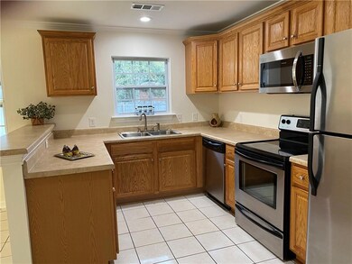 Bright, Airy and Functional Kitchen!