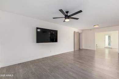 3329 E Palm Ln, Phoenix, AZ 85008 - photo 5